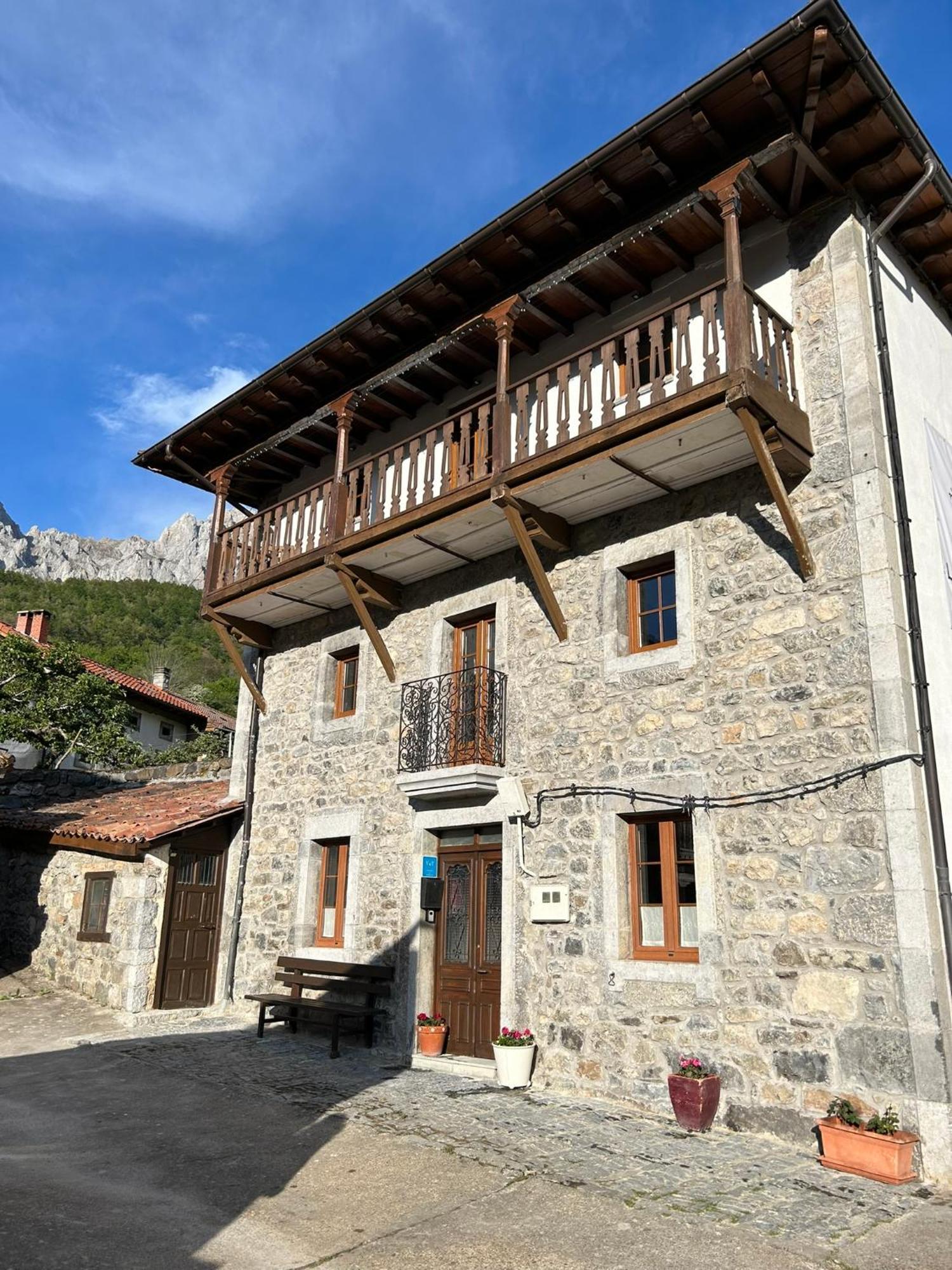 Villa La Balconada De Valdeon Posada De Valdeon Exterior foto